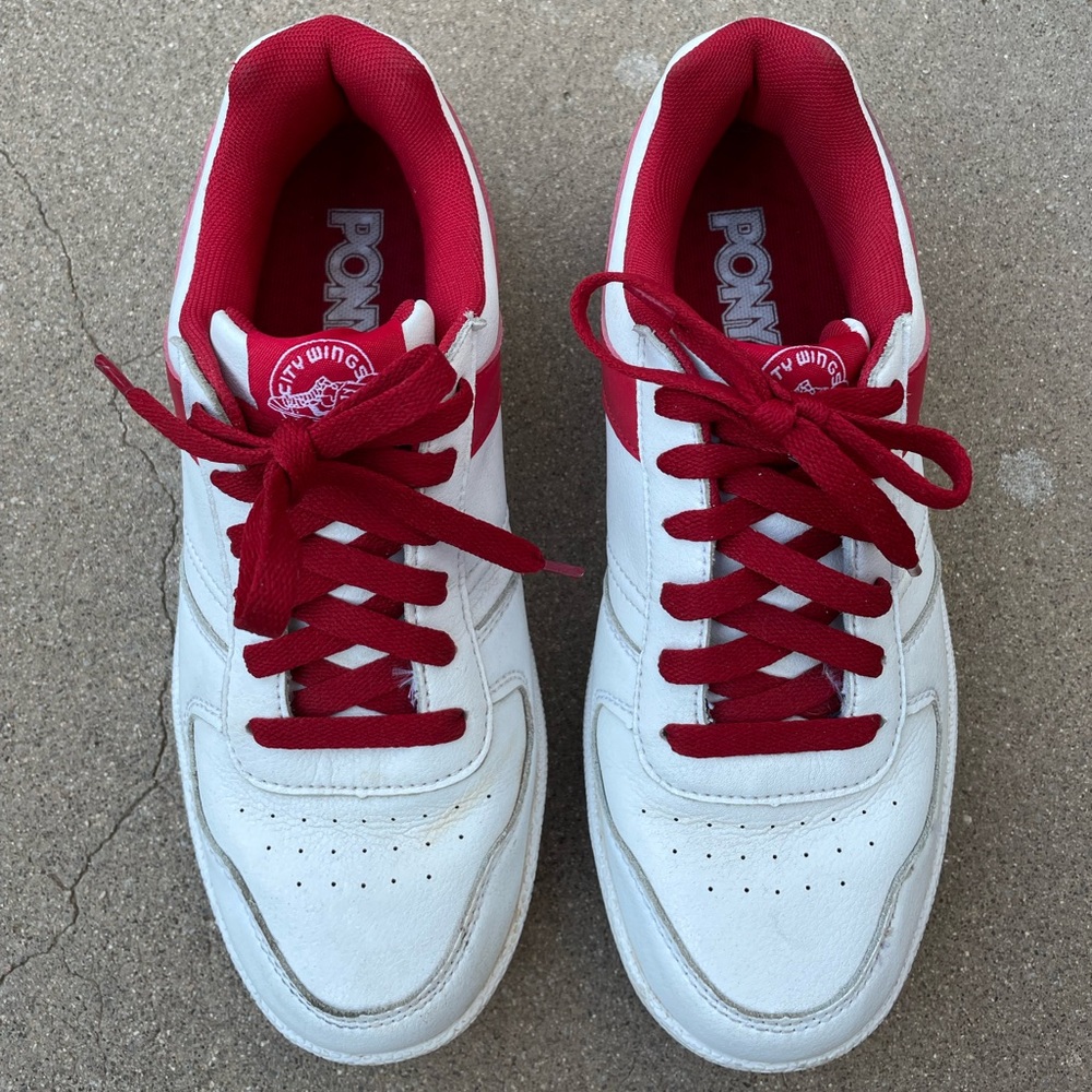 VTG pony shoes